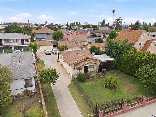 6133 Prospect Ave, Maywood, CA, 90270-4296 | Card Image