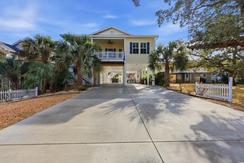 105 Lake Ln, North Myrtle Beach, SC, 29582-8103 | Card Image
