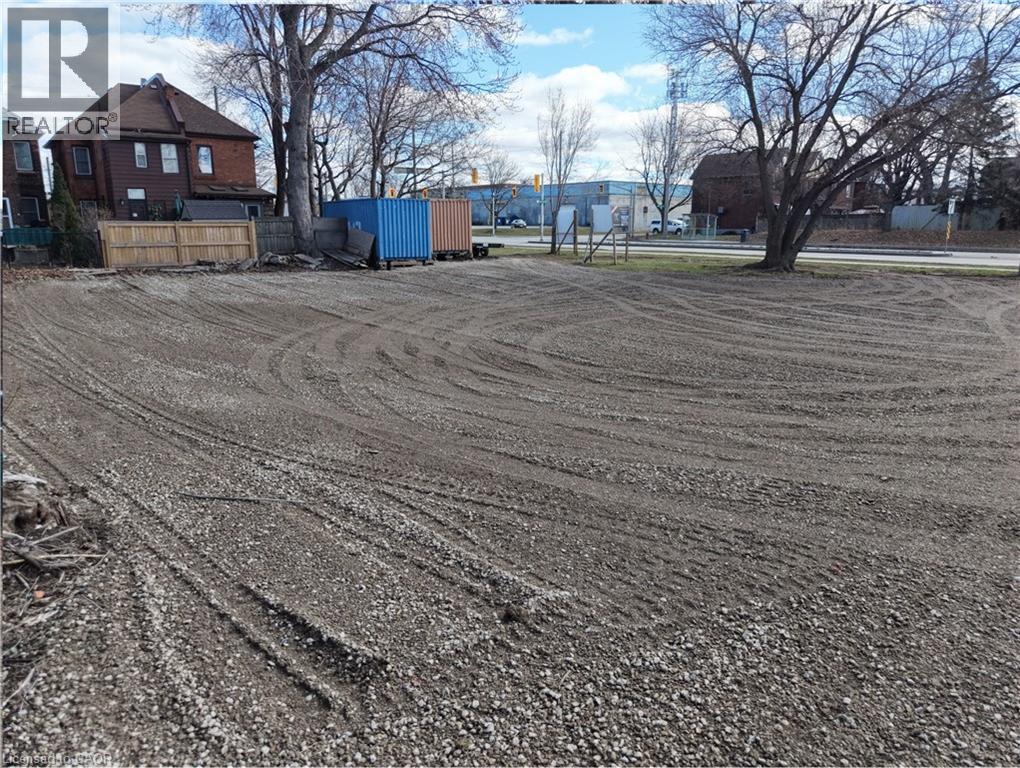 Land in Hamilton 5