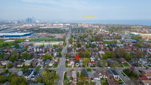 53 24th St, Etobicoke, ON, M8V3N3 | Card Image