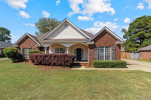 1121 Parkview Dr, Prattville, AL, 36067-1750 | Card Image