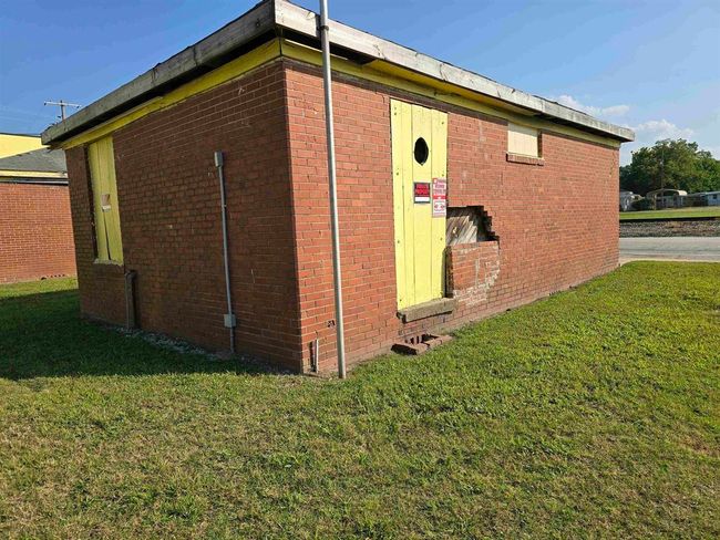 110 & 120 W. Main Street, Home with 0 bedrooms, 2 bathrooms and 1 parking in pacolet SC | Image 7