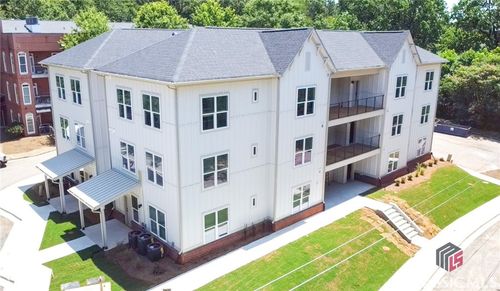 250 Martha Dr, Athens, GA, 30606-7991 | Card Image