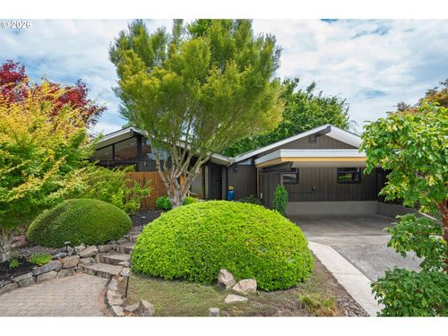 293 Roan Dr, Eugene, OR, 97401-5783 | Card Image