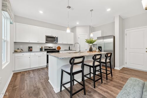 241 Shiloh Woods Cir, Smithfield, NC, 27577-6659 | Card Image