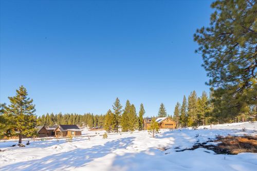 10643 Winchester Ct, Truckee, CA, 96161-1292 | Card Image