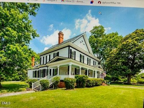 401 N Main St, Louisburg, NC, 27549-2333 | Card Image