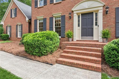 6165 Pin Oak Ln, Alpharetta, GA, 30005-4128 | Card Image