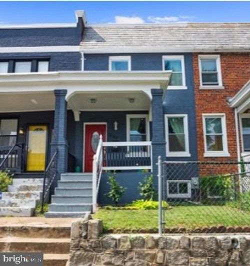 1260 Penn St Ne, WASHINGTON, DC, 20002-2810 | Card Image