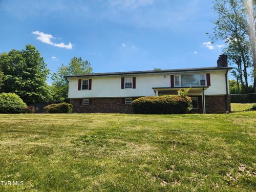 321 Valley Dr, Bristol, VA, 24201-2985 | Card Image