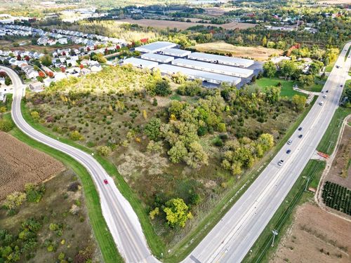 28200 W Il Route 120, Lakemoor, IL, 60051-7228 | Card Image