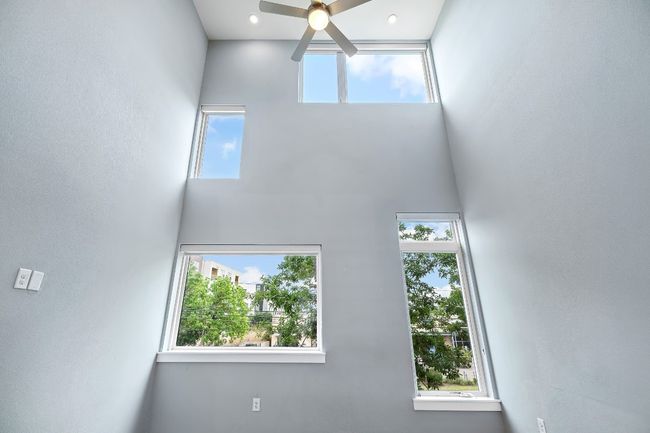 APT-204 - 2002 E 7 Th St, Condo with 1 bedrooms, 2 bathrooms and null parking in Austin TX | Image 12