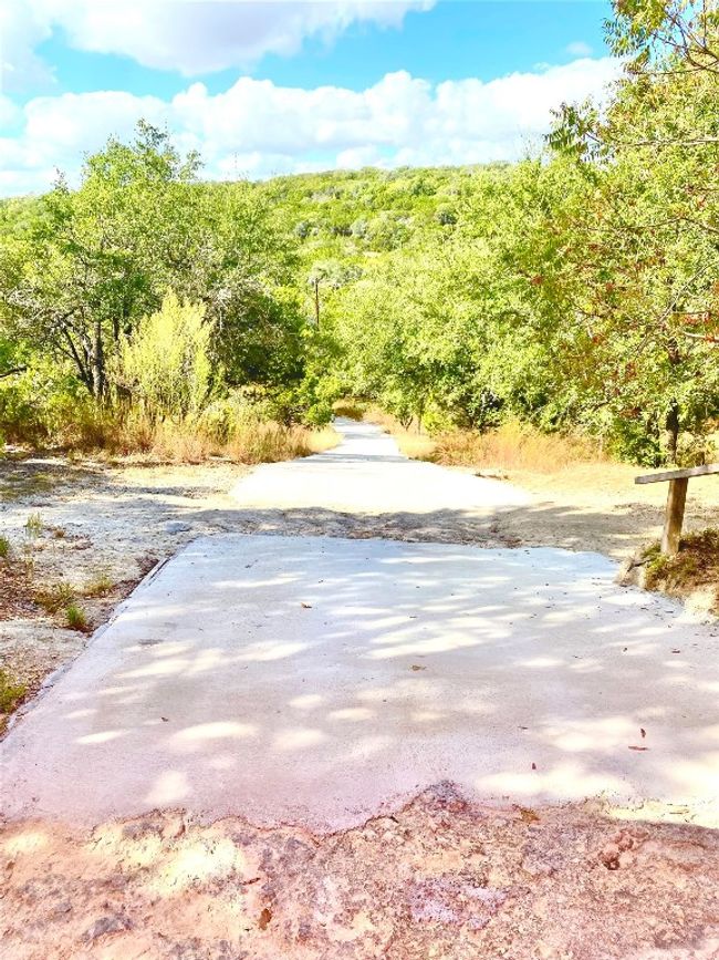 Circle Concrete driveway | Image 27
