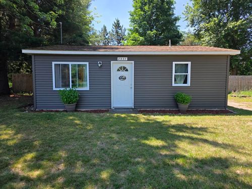 8937 Valley Rd Nw, Kalkaska, MI, 49646 | Card Image