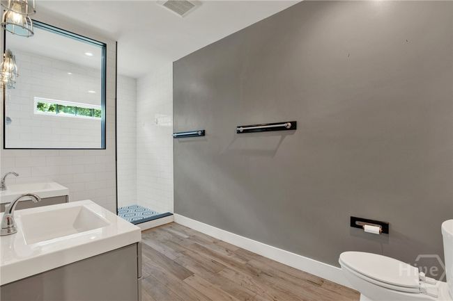 Secondary Bathroom Downstairs | Image 24