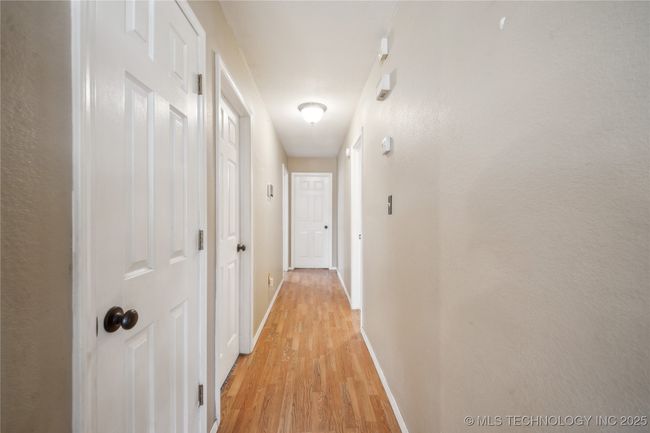 2922 S Main St, House other with 3 bedrooms, 2 bathrooms and null parking in Sapulpa OK | Image 9