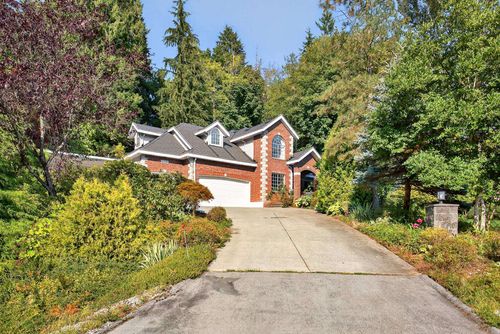 12580 261 St, Maple Ridge, BC, V2W1C4 | Card Image