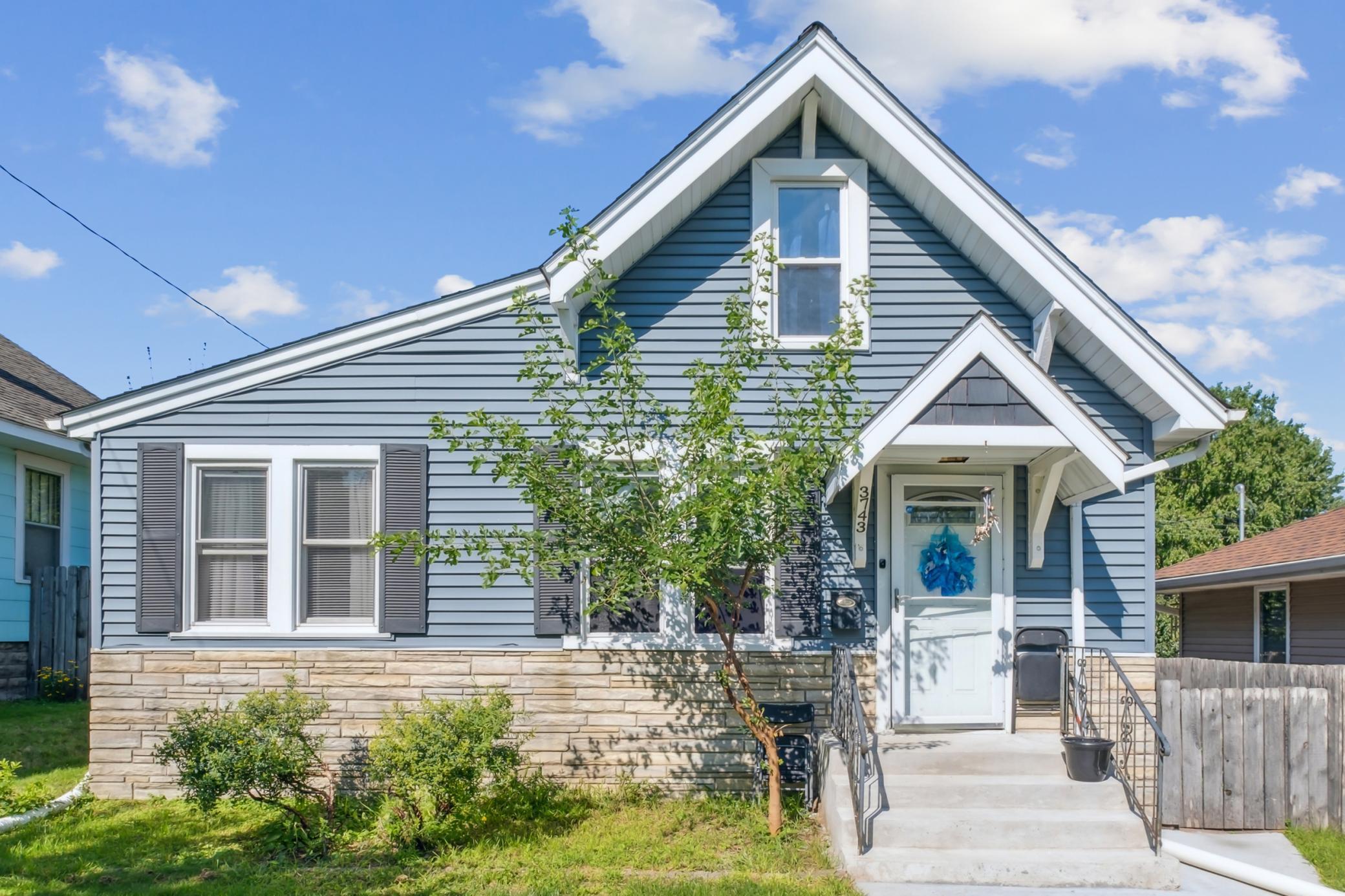 Colfax Ave, Minneapolis, MN 55412