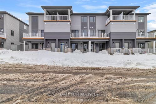 1004 Parnian Pvt, Ottawa, ON, K2J7K5 | Card Image