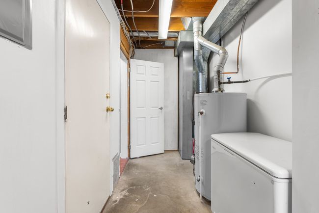 34874 High Dr, House other with 4 bedrooms, 3 bathrooms and 8 parking in Abbotsford BC | Image 20
