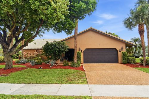 2490 Deer Creek Lob Lolly Ln, Deerfield Beach, FL, 33442-1310 | Card Image