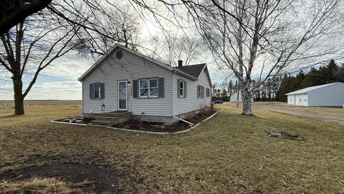 2065 90th Ave Sw, Montevideo, MN, 56265-3117 | Card Image