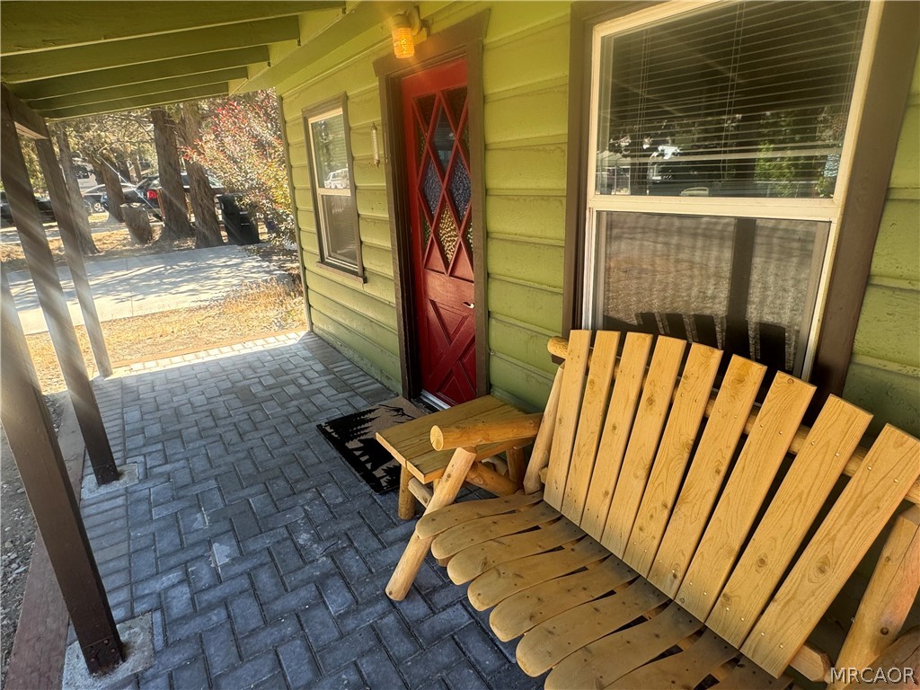 Residential Lease in Big Bear City 2