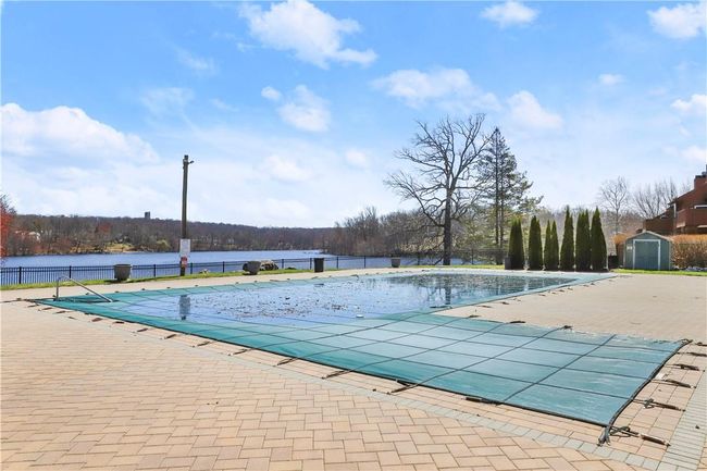 80 Lake Ridge Cv, Condo with 1 bedrooms, 1 bathrooms and 1 parking in Mohegan Lake NY | Image 25