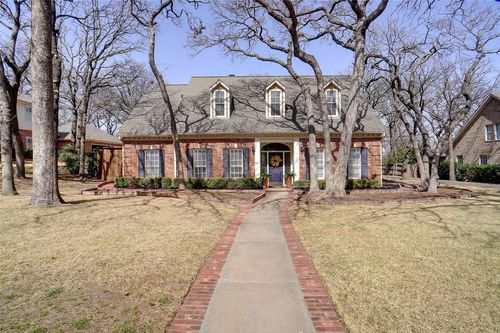 9 Oak Forrest Cir, Denton, TX, 76210-5549 | Card Image