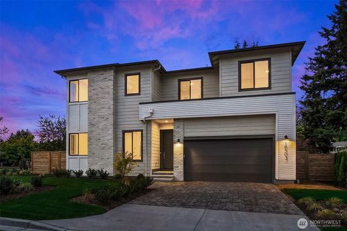 16503 Ne 25th Pl, Bellevue, WA, 98008-2351 | Card Image