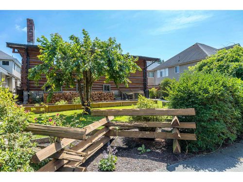 2716 Cambie St, Abbotsford, BC, V4X1H4 | Card Image