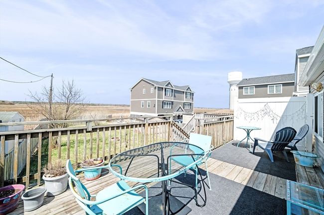 APT-1 - 67 N End Blvd, Condo with 2 bedrooms, 1 bathrooms and 2 parking in Salisbury MA | Image 21