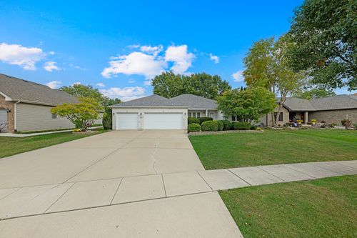 604 Bethany Dr, Shorewood, IL, 60404-0659 | Card Image