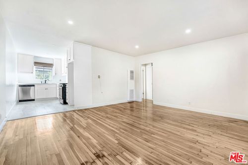 apt-1-1908 12th St, Santa Monica, CA, 90404-4645 | Card Image