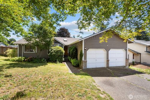 7030 67th Pl Ne, Marysville, WA, 98270-7770 | Card Image
