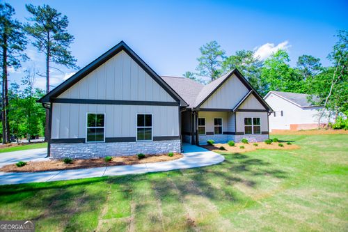 8088 Lakeview Pkwy, Villa Rica, GA, 30180-8009 | Card Image
