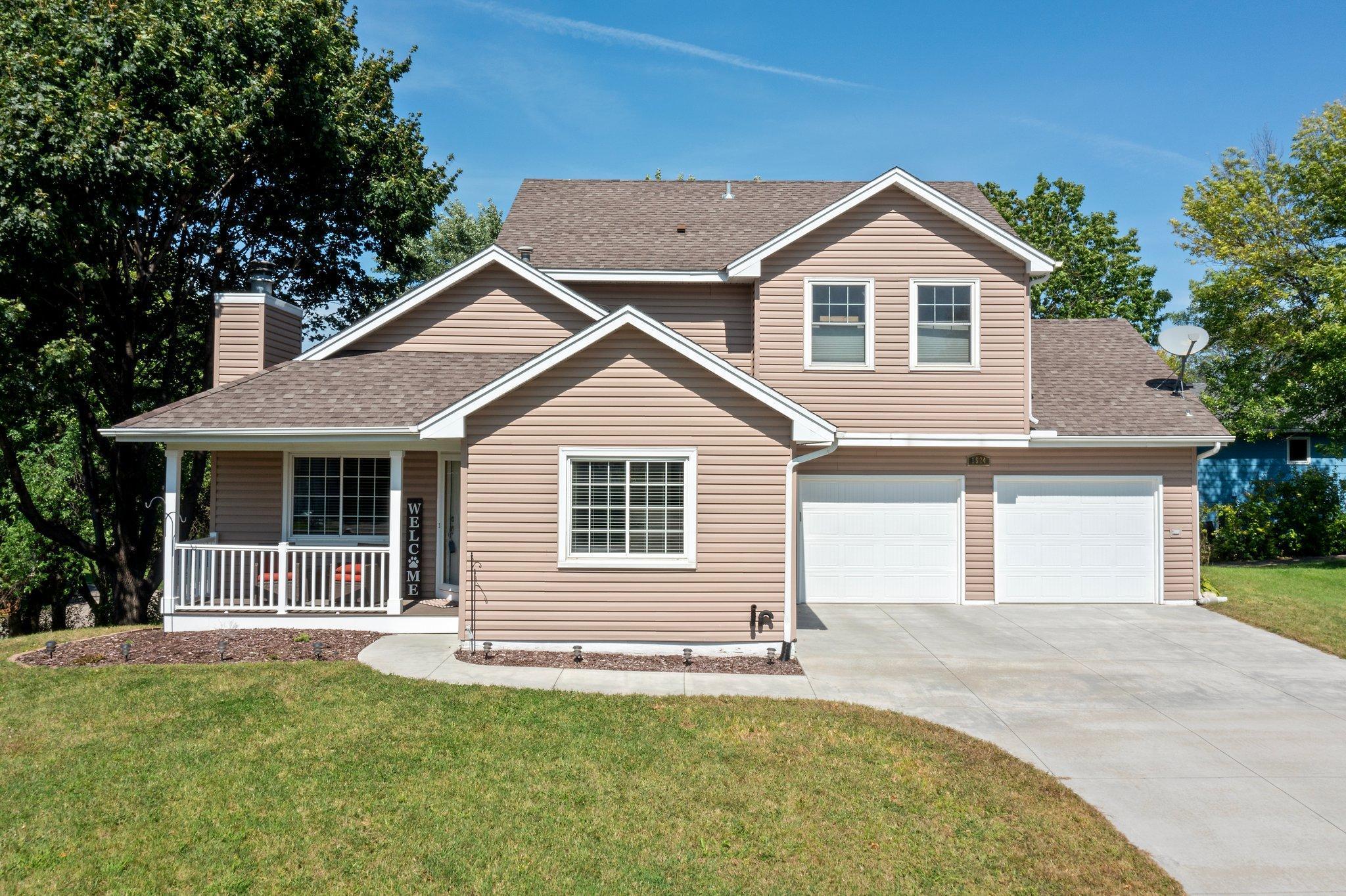 Bruers Ct, Chaska, MN 55318