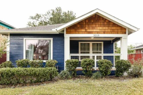 5213 Claremont St, Houston, TX, 77023-3209 | Card Image