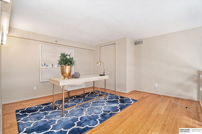 APT-6H - 3000 Farnam St, Condo with 2 bedrooms, 2 bathrooms and null parking in Omaha NE | Image 21