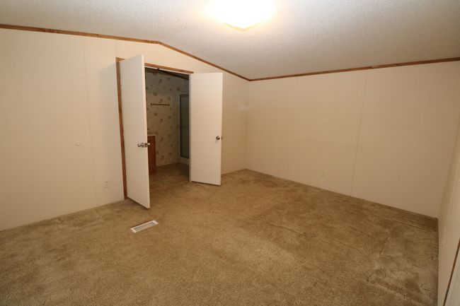 Main/Master Bedroom | Image 19