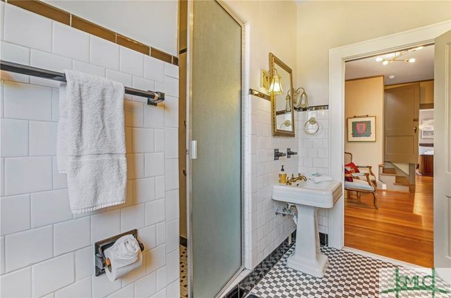 624 E Victory Dr, House other with 8 bedrooms, 5 bathrooms and null parking in Savannah GA | Image 28