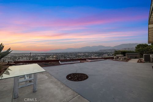 12643 Garber St, Pacoima, CA, 91331-2048 | Card Image