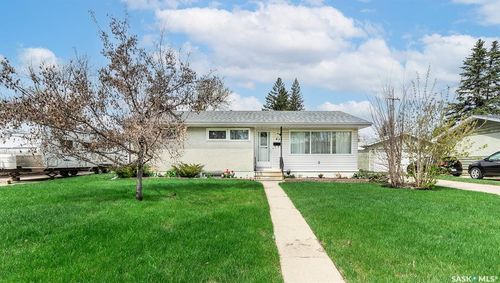 43 Lindsay Drive, Saskatoon, SK, S7H3E2 | Card Image