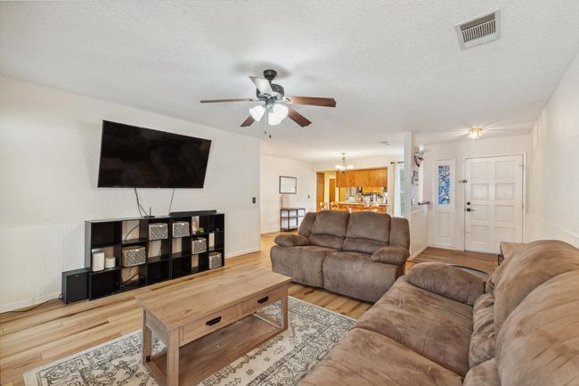 1045 Clover Ln, House other with 3 bedrooms, 0 bathrooms and null parking in Hanford CA | Image 8