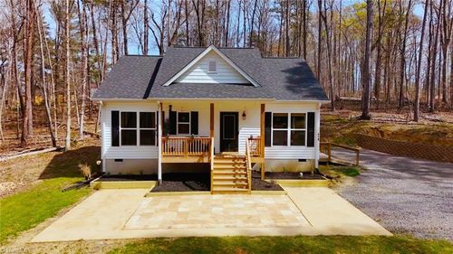 418 Davie Academy Rd, Mocksville, NC, 27028-5131 | Card Image