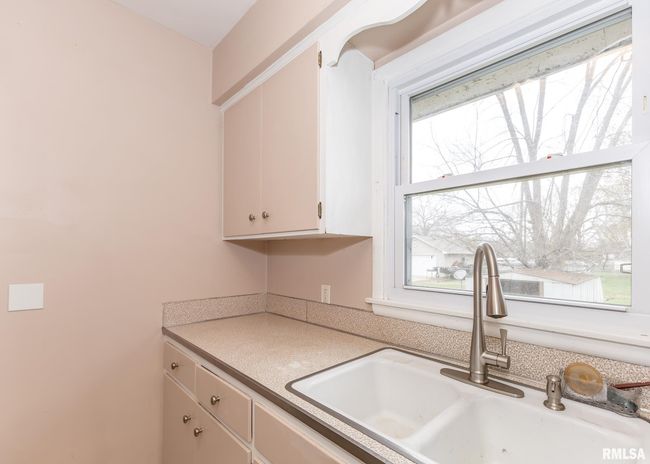 1508 3 Rd St, House other with 3 bedrooms, 1 bathrooms and null parking in Camanche IA | Image 9