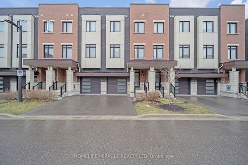 948 Kicking Horse Path, Oshawa, ON, L1J0B4 | Card Image