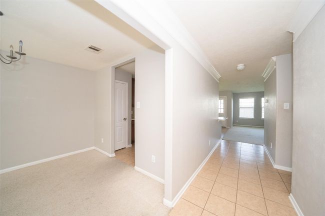 30210 Deleon Fields Dr, House other with 3 bedrooms, 2 bathrooms and 2 parking in Spring TX | Image 4