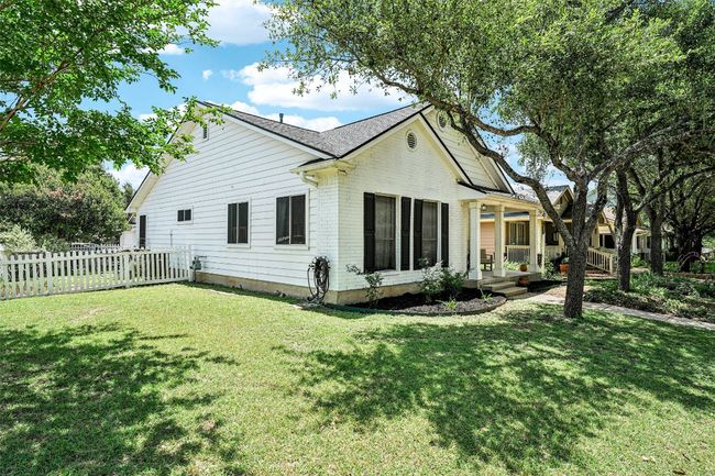 5962 Steiner, House other with 3 bedrooms, 2 bathrooms and 4 parking in Kyle TX | Image 36