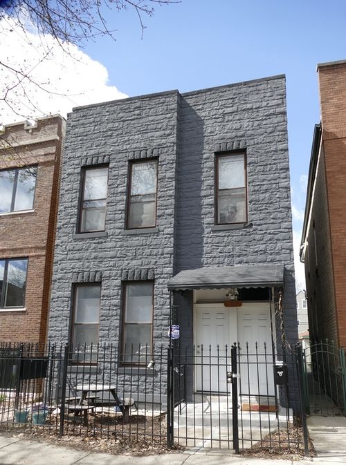 1f-834 Mozart St, Chicago, IL, 60622-4482 | Card Image